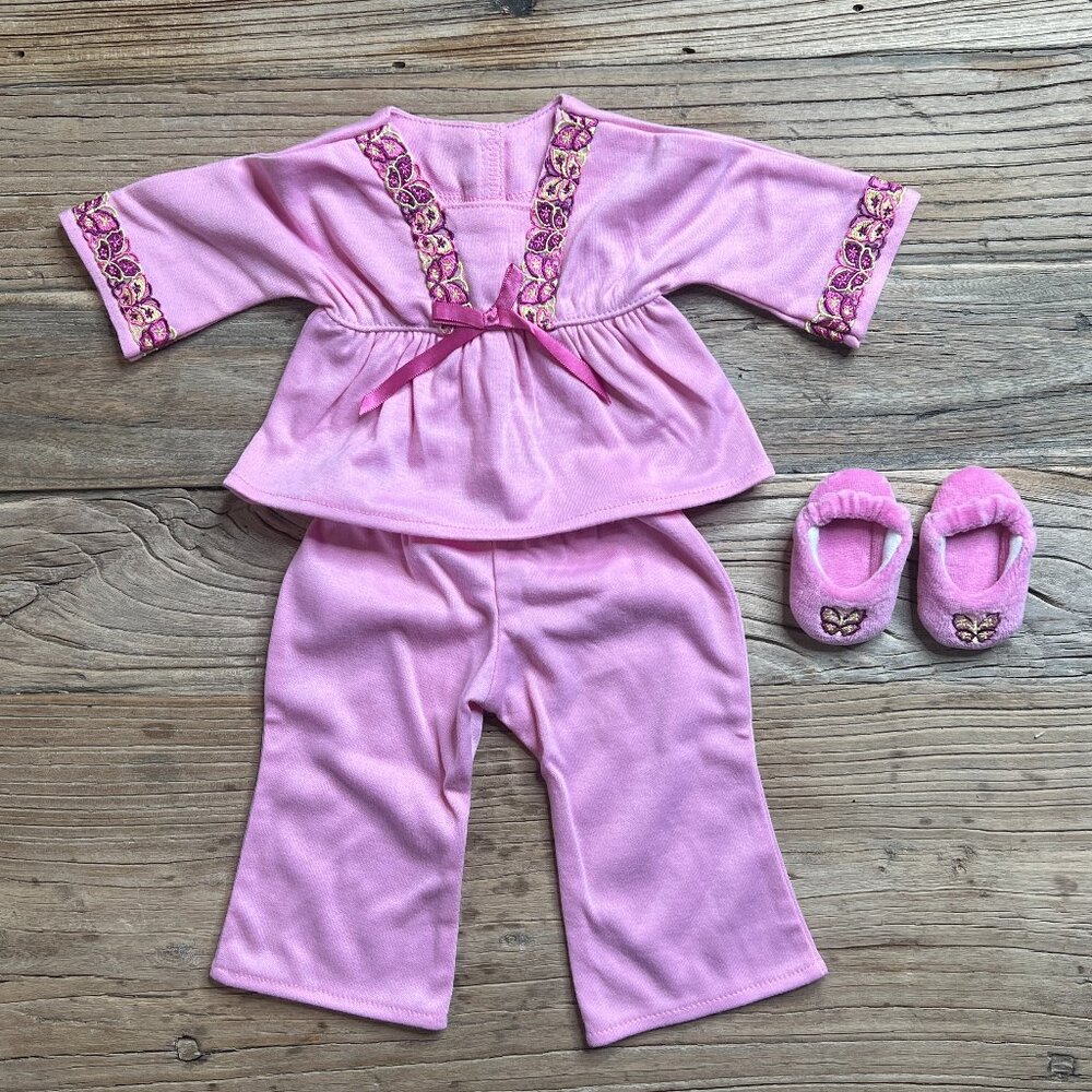 American Girl Julie Albright Pajamas, Retired Collector Set, Box